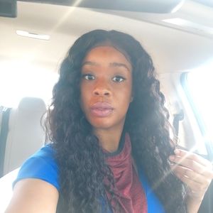 Meet your Posher, Sylvia